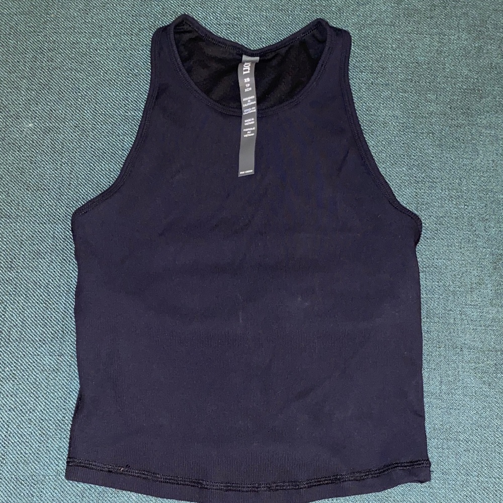 Vuori Pose Pylo Tank